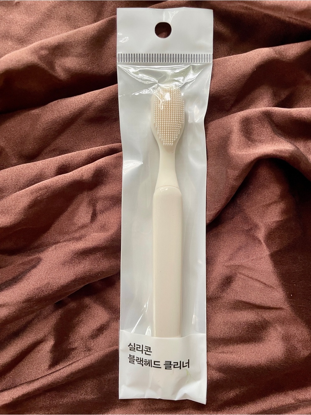 OLIVEYOUNG Silicone Blackhead Cleaner